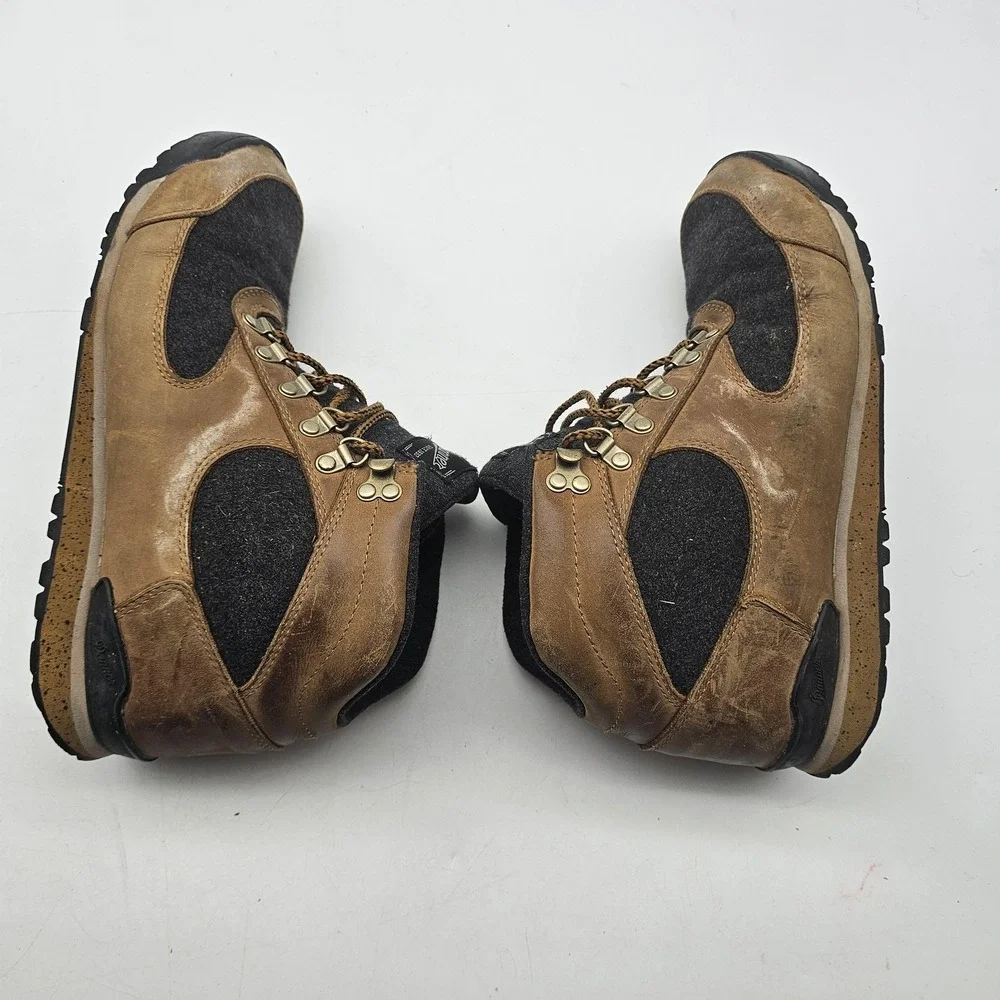 Danner‎ Boots Mens Size 9.5 Brown Leather Wool Lined Hiking Chukka Trail Outdoor